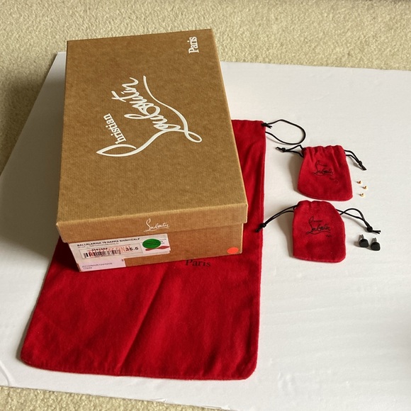 Christian Louboutin Ballarina 70 Napa/Shiny/calf heels, pristine condition - Picture 8 of 10